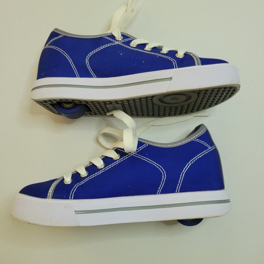 Heelys Marvel Avengers Youth Size 2 Casual Skate Shoes Sneakers - Picture 3 of 7